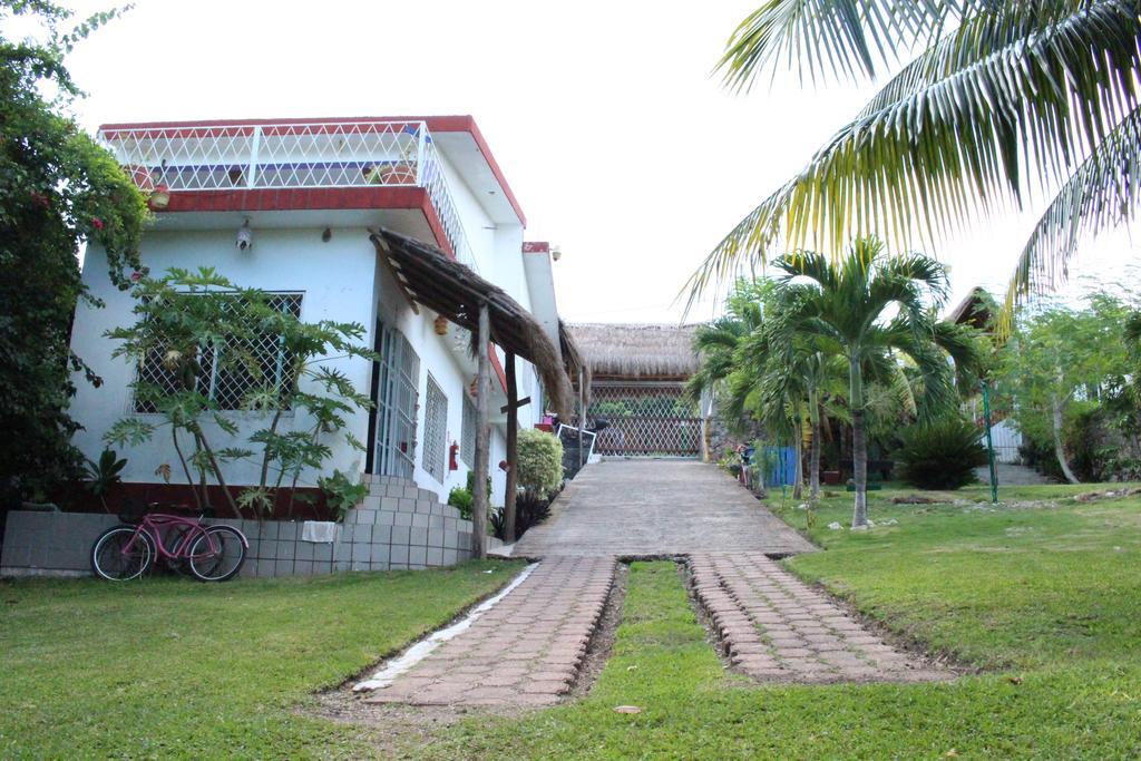 Bacalar Casa Lahar Hostel Exterior photo